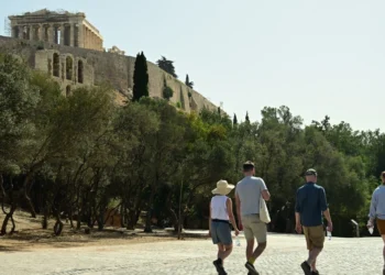 Κλειστοί όλοι οι αρχαιολογικοί χώροι έως τις 17:00 στην Αθήνα λόγω καύσωνα – Τι ισχύει για τα εισιτήρια