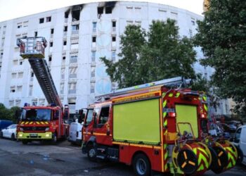 Νίκαια: Τουλάχιστον επτά νεκροί από φωτιά σε εργατική πολυκατοικία