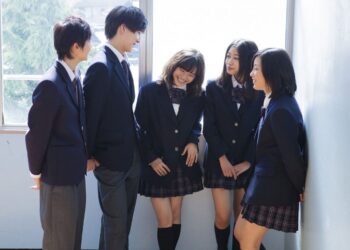 Αυτά τα πατατάκια είναι μόνο για τους 18 και άνω – Τα έφαγαν ανήλικοι και πήγαν στο νοσοκομείο