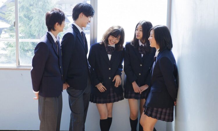 Αυτά τα πατατάκια είναι μόνο για τους 18 και άνω – Τα έφαγαν ανήλικοι και πήγαν στο νοσοκομείο