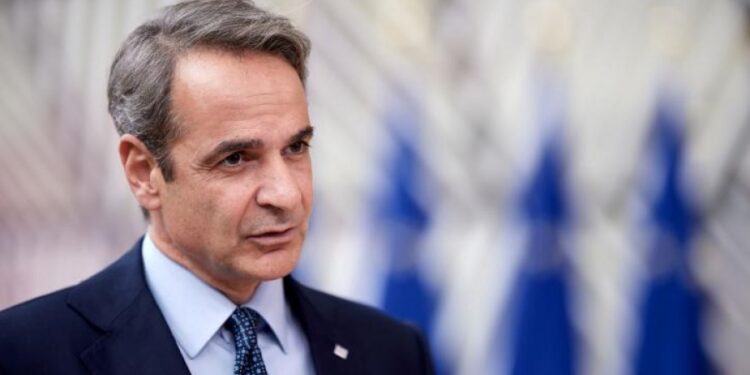 Στα όρια της εσχάτης προδοσίας ο Μητσοτάκης – Δεν γνωρίζει τις «τρύπες» στην άμυνα της Ελλάδας από τη βοήθεια στην Ουκρανία