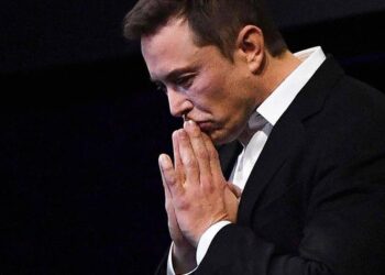 Φεύγει από την Καλιφόρνια ο Μασκ λόγω νομοθεσίας για τα τρανς άτομα – «Επιτίθεστε στην οικογένεια»