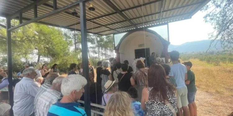 Σέρρες: Έκαναν λιτανεία για να βρέξει στην Παλαιοκώμη και στο Δραβήσκο (video)