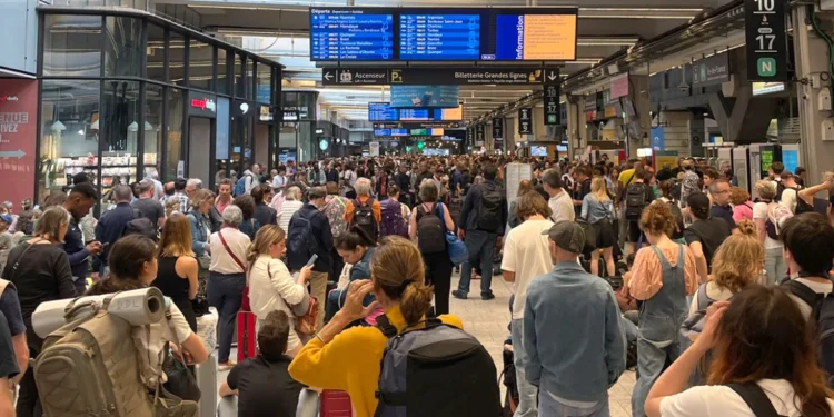 Γαλλία: Παρέλυσε το σιδηροδρομικό δίκτυο – Σαμποτάζ στα τρένα, ανήμερα της τελετής έναρξης των Ολυμπιακών Αγώνων