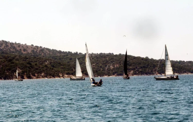 Τραγωδία στο Aegean 600: Νεκρή αθλήτρια στο διεθνή ιστιοπλοϊκό αγώνα ανοιχτά της Καρπάθου