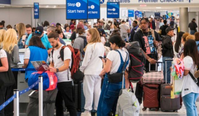 «Έπεσαν» τα συστήματα σε τράπεζες, αεροπορικές και μέσα ενημέρωσης διεθνώς λόγω προβλήματος με τη Microsoft