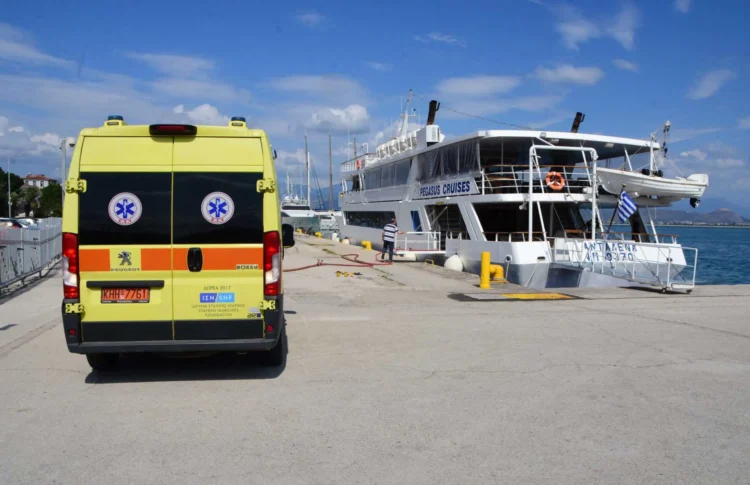 Αιτωλοακαρνανία: Χτύπησε άγρια την πρώην σύζυγό του και την πέταξε στη θάλασσα