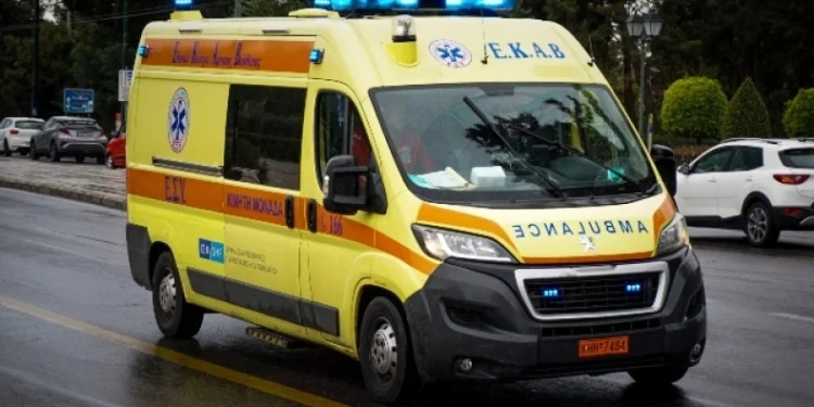 Άνδρας κρεμάστηκε σε πλατεία της Πάτρας: «Πάγωσαν» οι περαστικοί