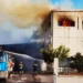 Φωτιά στις Αχαρνές: Βελτιωμένη η εικόνα – Καταστράφηκαν δύο εργοστάσια
