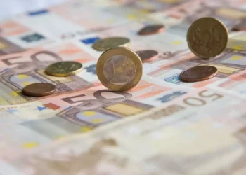 Ηλεκτρικό Ρεύμα: Σήμερα η εξειδίκευση της επιδότησης – Ποια τιμολόγια θα στηριχθούν και πόσο