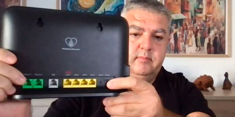 Υπάλληλος κατασκευαστικής ο Κινέζος που φέσωσε με €3.500 ιδιοκτήτη Airbnb – Έκανε τηλεφωνήματα στην εταιρεία του