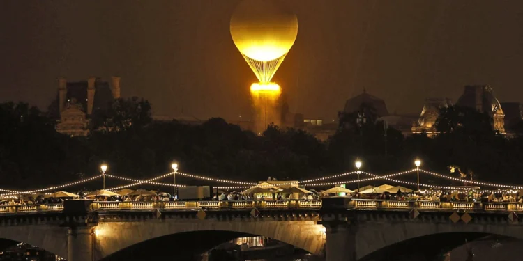 Ολυμπιακοί Αγώνες 2024: Πώς είδαν τα διεθνή μέσα ενημέρωσης την τελετή έναρξης