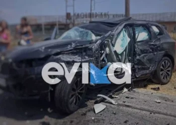 Τροχαίο στην Εύβοια: Φορτηγό συγκρούστηκε με τζιπ, τραυματίστηκε τριμελής οικογένεια με μικρό παιδί