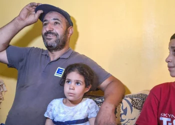 Ξεσπά ο πατέρας της Αλγερινής μποξέρ: «Η Ιμάνι είναι κορίτσι» – Δείτε βίντεο