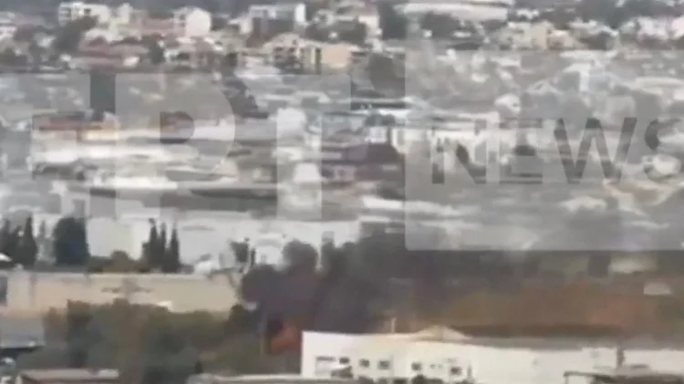 Φωτιά στο προαύλιο εργοστασίου λιπασμάτων στα Νεόκτιστα Ασπροπύργου – Καίγεται δεξαμενή με νιτρικό οξύ, 112 για τους καπνούς