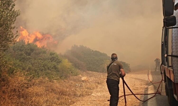 Καβάλα: Καίγεται για δεύτερη ημέρα το όρος Παγγαίο – Μάχη με τις διάσπαρτες εστίες