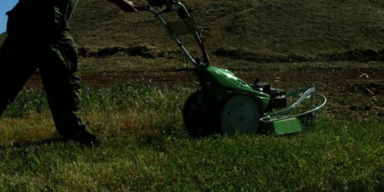 Τραγωδία στη Ρόδο: Μηχανή γκαζόν συνέθλιψε άνδρα