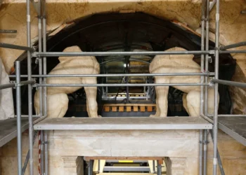 Αμφίπολη: Πώς είναι ο Τύμβος Καστά 10 χρόνια μετά την πρώτη αποκάλυψη – Πότε θα γίνει επισκέψιμο το μνημείο