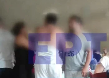 Άγριος καβγάς σε πλοίο από Κρήτη για Πειραιά: Επιβάτης πιάστηκε στα χέρια με μέλη του πληρώματος