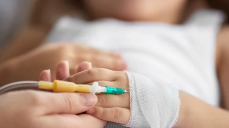 Ηλεία: Στο νοσοκομείο 4χρονο παιδί – Το καταπλάκωσε καγκελόπορτα