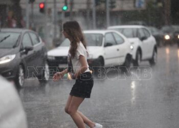 Καιρός: Πού αναμένονται τοπικές βροχές και καταιγίδες – Πώς θα κάνουμε Δεκαπεντάυγουστο