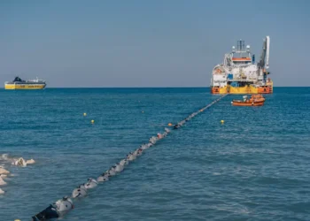 Κλειδώνει η συμφωνία ηλεκτρικής διασύνδεσης Κρήτης – Κύπρου