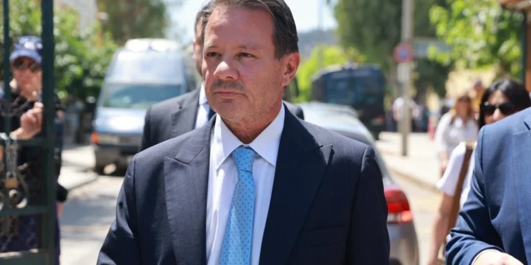 Απόστολος Λύτρας: Παύεται από τα καθήκοντά του για έξι μήνες έπειτα από απόφαση του Δικηγορικού Συλλόγου