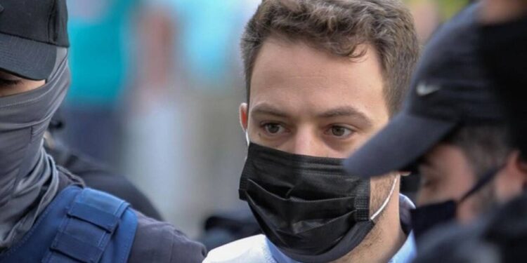 Μπάμπης Αναγνωστόπουλος: Σπουδάζει δικηγόρος στο Δημοκρίτειο Θράκης – Πώς θα παρακολουθεί