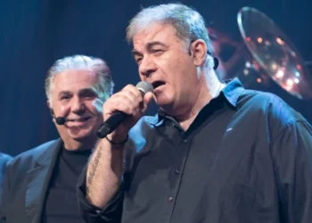 Δημήτρης Σταρόβας: Μια χαρά είναι απλά θέλει λίγη προπόνηση στον λόγο, λέει ο Ιεροκλής Μιχαηλίδης