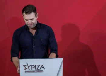 Ο Κασσελάκης της σιωπής – Γιατί επέλεξε την αφωνία ο πρώην πρόεδρος του ΣΥΡΙΖΑ