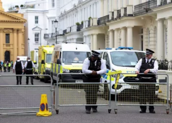 Λονδίνο: Νεκρός έφηβος από επίθεση με μαχαίρι – «Είμαι 15 μην με αφήσεις να πεθάνω»
