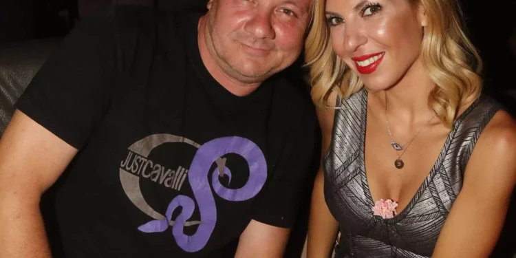 Απόστολος Λύτρας: Θρίλερ με απειλητικά μηνύματα και κλήσεις στη Σοφία Πολυζωγοπούλου και τον δικηγόρο της – Η μήνυση και το γερμανικό τηλέφωνο