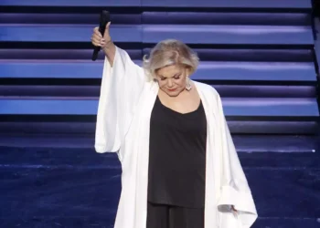 Μαρινέλλα: Αχτίδα ελπίδας για την σπουδαία ερμηνεύτρια – Έχει επαφή με το περιβάλλον