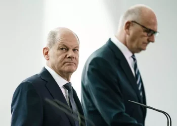 Γερμανία: «Το κόμμα του Όλαφ Σολτς κέρδισε, ο ίδιος έχασε» – Πώς είδαν τα ΜΜΕ τη νίκη των Σοσιαλδημοκρατών στο Βρανδεμβούργο