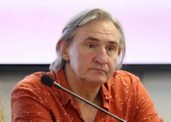 Άκης Σακελλαρίου: Δεν με είδε καν ο οδηγός του λεωφορείου, δήλωσε μετά το τροχαίο ατύχημά του