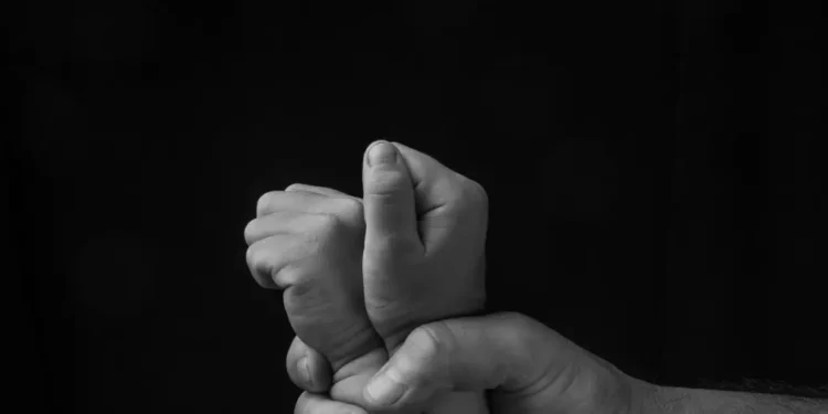 Βόρεια Ελλάδα: Ένα στα δέκα παιδιά κάτω των 3 ετών που μπαίνουν στις Παιδοχειρουργικές είναι λόγω κακοποίησης