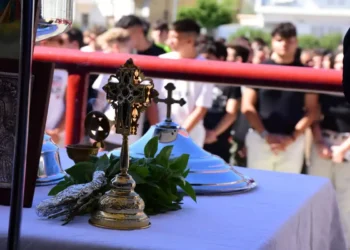 Πότε ανοίγουν τα σχολεία: Όλες οι αλλαγές σε απουσίες, αποβολές, κινητά και bullying