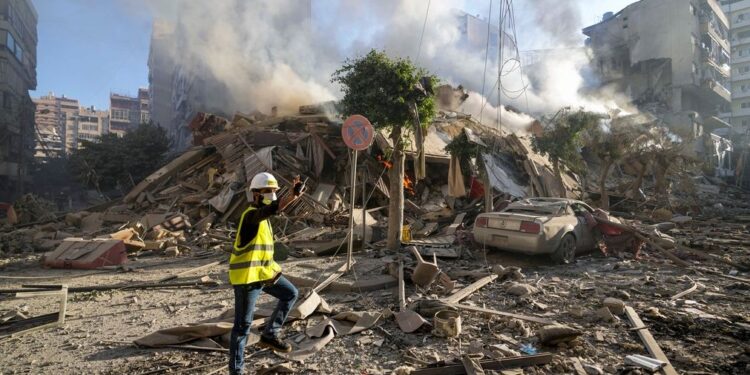 Πόλεμος Ισραήλ-Ιράν: Με το δάχτυλο στη σκανδάλη – Φόβοι για επιθέσεις σε κρίσιμες υποδομές