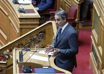 Ούτε 40 βουλευτές δεν άκουσαν τον Μητσοτάκη – Καυγάς του πρωθυπουργού και του Τασούλα με Παππά και Κωνσταντοπούλου