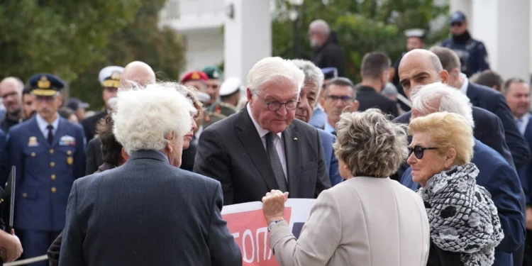 Κάτοικος Καντάνου σε Σταϊνμάγερ: «Όχι, δεν ξέρετε την οδύνη – Η Γερμανία έχει υποχρέωση»