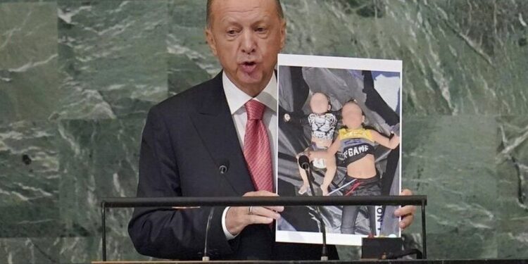 Ο Ερντογάν βλέπει «σιωνιστικό σχέδιο αλλαγής συνόρων και της Τουρκίας»