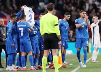 Ιστορική νίκη της Ελλάδας στο Γουέμπλεϊ κόντρα στην Αγγλία, αφιερωμένη στον Μπάλντοκ