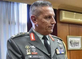 Ο πρώην ΓΕΕΘΑ Κωνσταντίνος Φλώρος αναλαμβάνει συμβουλος διοίκησης στον όμιλο Antenna