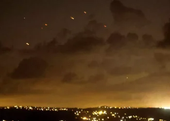 : Άνοιξαν οι «πύλες της Κολάσεως» στη Μέση Ανατολή: Πυραυλική επίθεση του Ιράν στο Ισραήλ