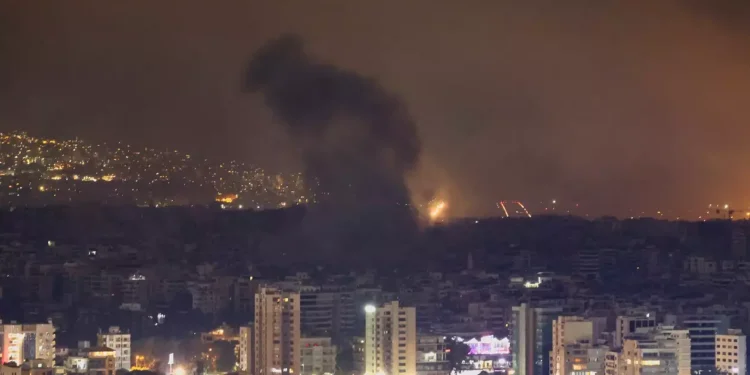 Το Ισραήλ εξαπέλυσε νέα επίθεση στην Βηρυτό – Ρουκέτες από τη Χεζμπολάχ, ήχησαν σειρήνες στο Τελ Αβίβ