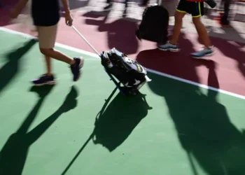 Βόλος: Ξυλοκόπησαν μαθητή σε σχολική εκδρομή – Συνομήλικοι τού έκοψαν τούφα από τα μαλλιά