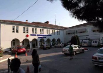 Φλώρινα: Μαζική δηλητηρίαση από μονοξείδιο του άνθρακα σε ξενοδοχείο – Στο νοσοκομείο 14 άτομα, το ένα σοβαρά