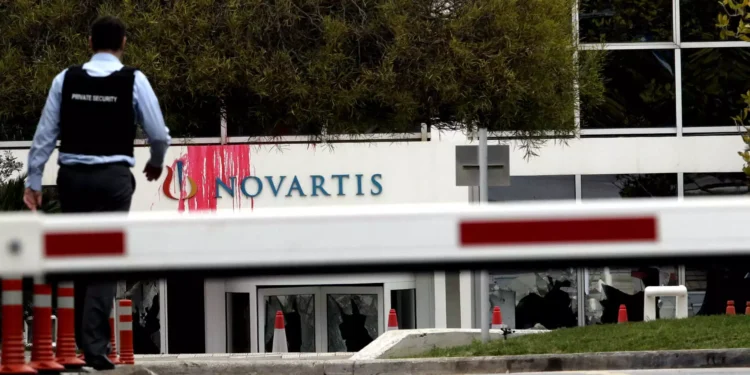 Novartis: Πράσινο φως να βγουν οι κουκούλες από τους προστατευόμενους μάρτυρες