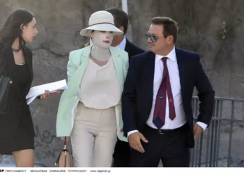 Ιωάννα Παλιοσπύρου: «Ο Απόστολος Λύτρας οφείλει εξηγήσεις, έχω μιλήσει μόνο με την Σοφία Πολυζωγοπούλου»