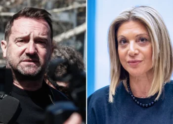 Συναυλία για τα Τέμπη: Τέλος ο εμφύλιος των οικογενειών – Βάλτε δύναμη στη φωνή να ακουστεί ως τον ουρανό, λέει ο Πλακιάς